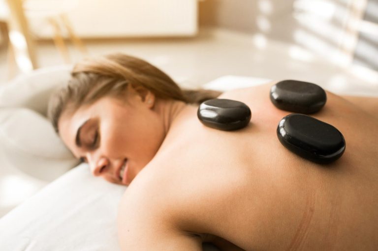 Klassische Ganzkörpermassage | Balance Wellnessmassagen und Sugaring in Flammersfeld