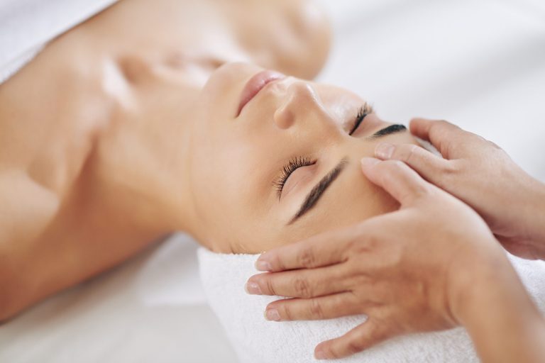 Klassische Gesichtsmassage | Balance Wellnessmassagen und Sugaring in Flammersfeld